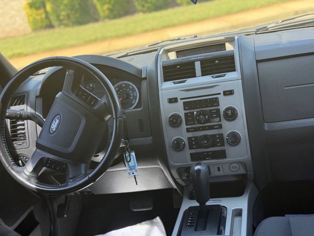2012 Ford Escape Image 10