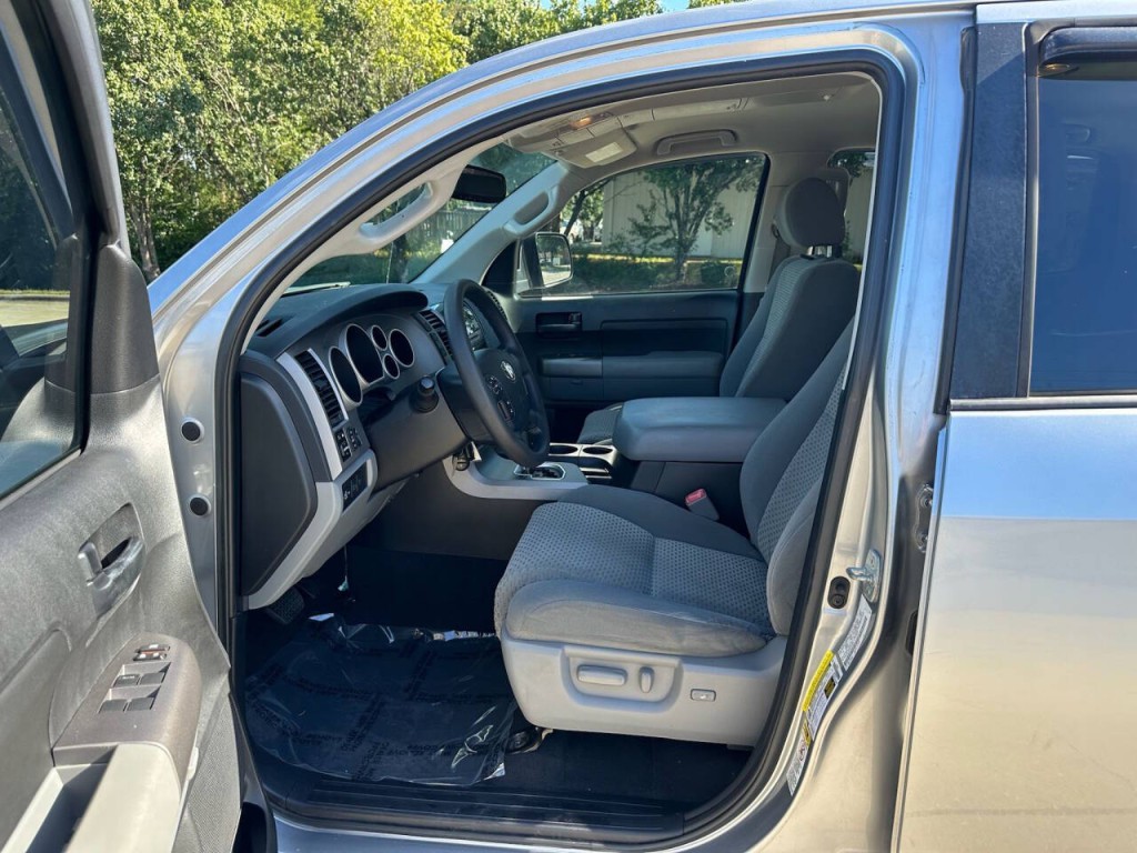 2013 Toyota Tundra Image 8