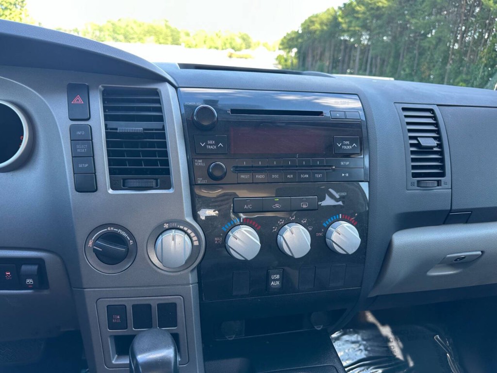 2013 Toyota Tundra Image 13