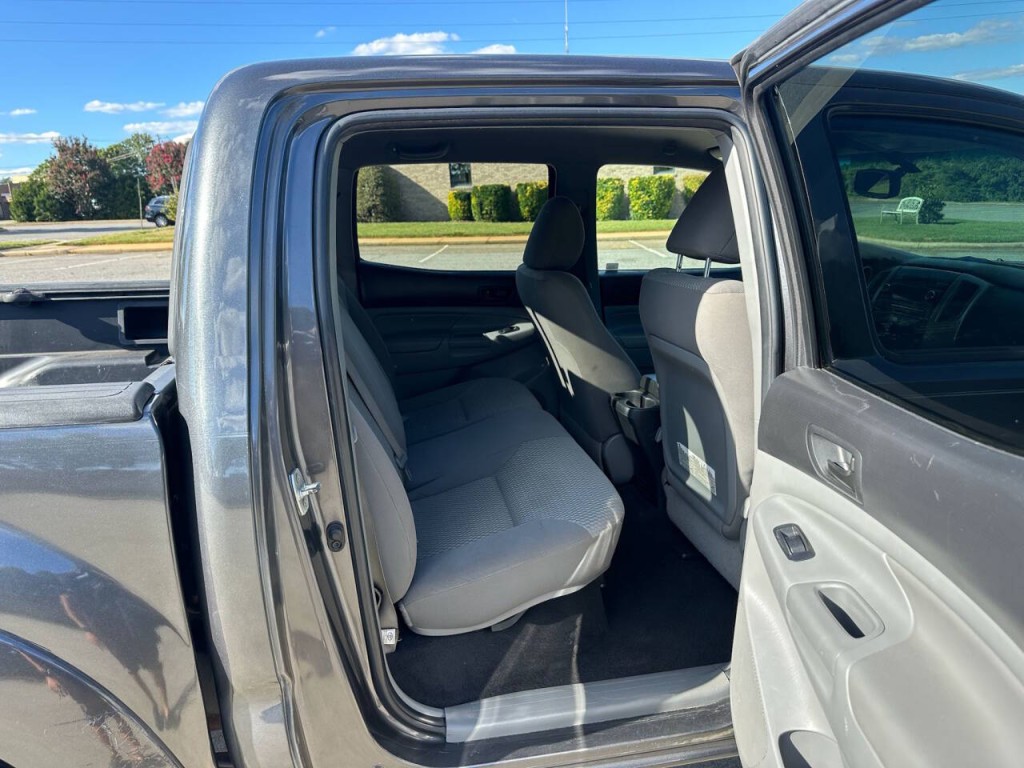 2012 Toyota Tacoma Image 10