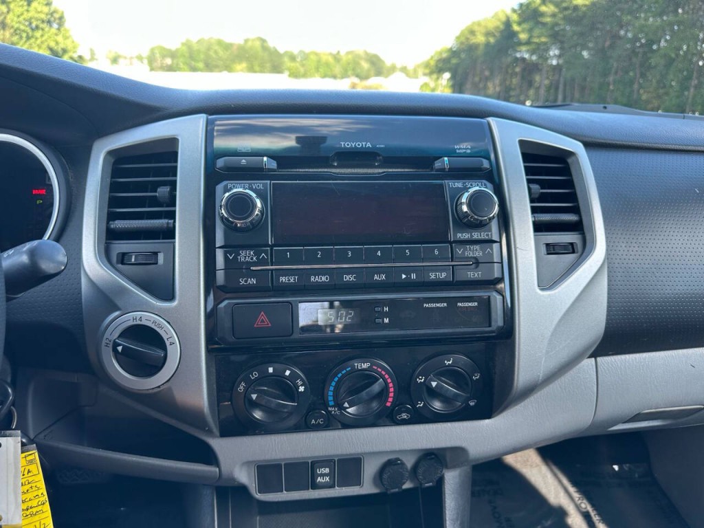 2012 Toyota Tacoma Image 15