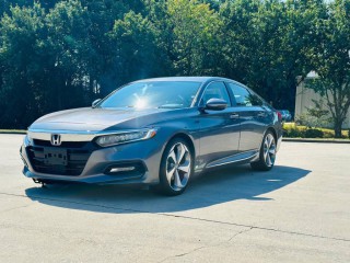 Image for 2018 Honda Accord Touring (1.5T I4) ID: 6823889