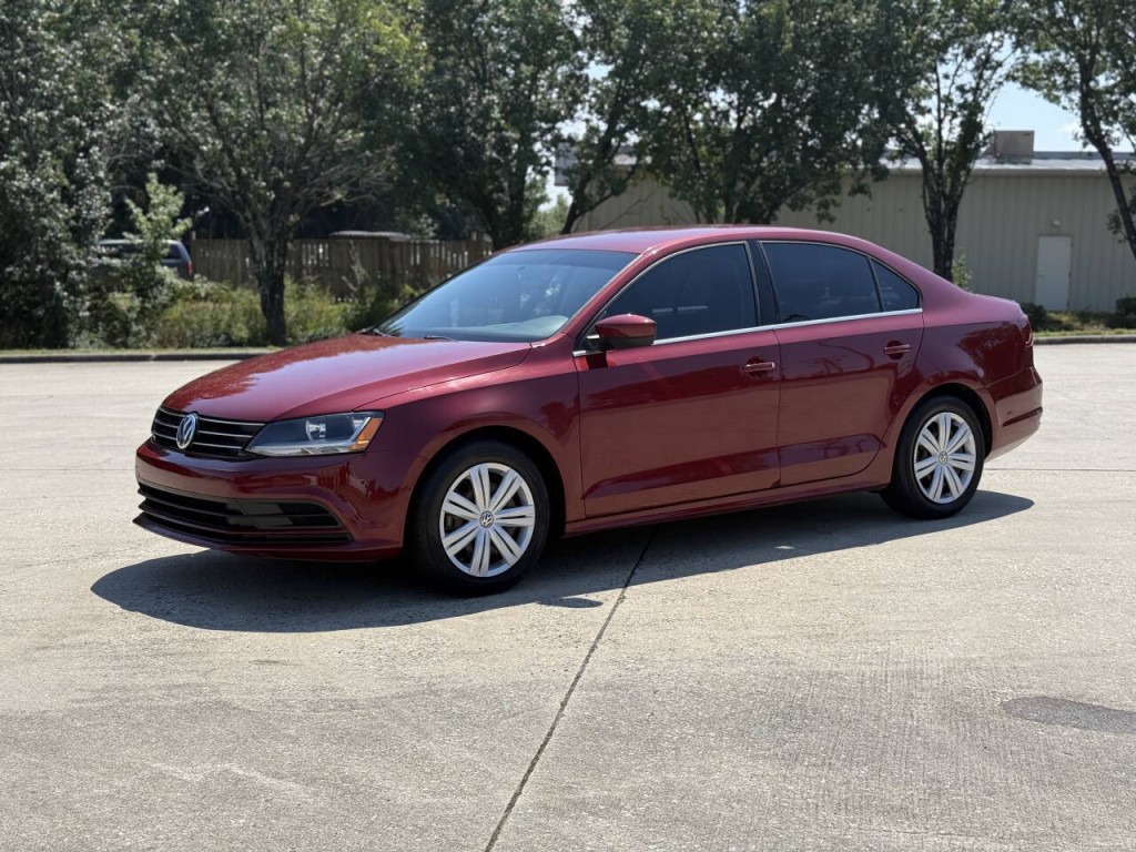 2017 Volkswagen Jetta Image 1
