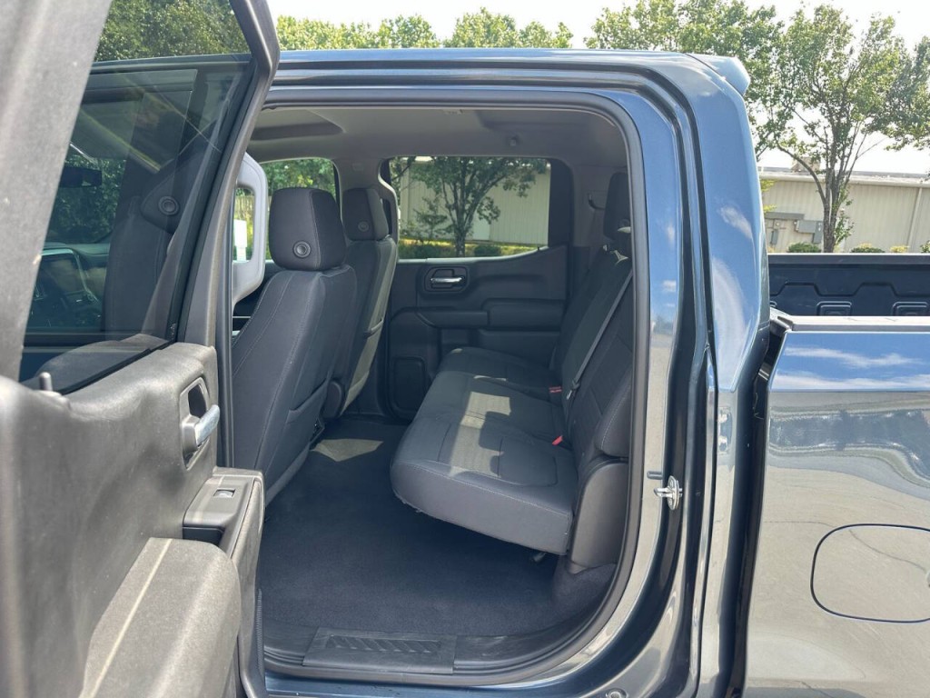 2019 Chevrolet Silverado 1500 Image 8
