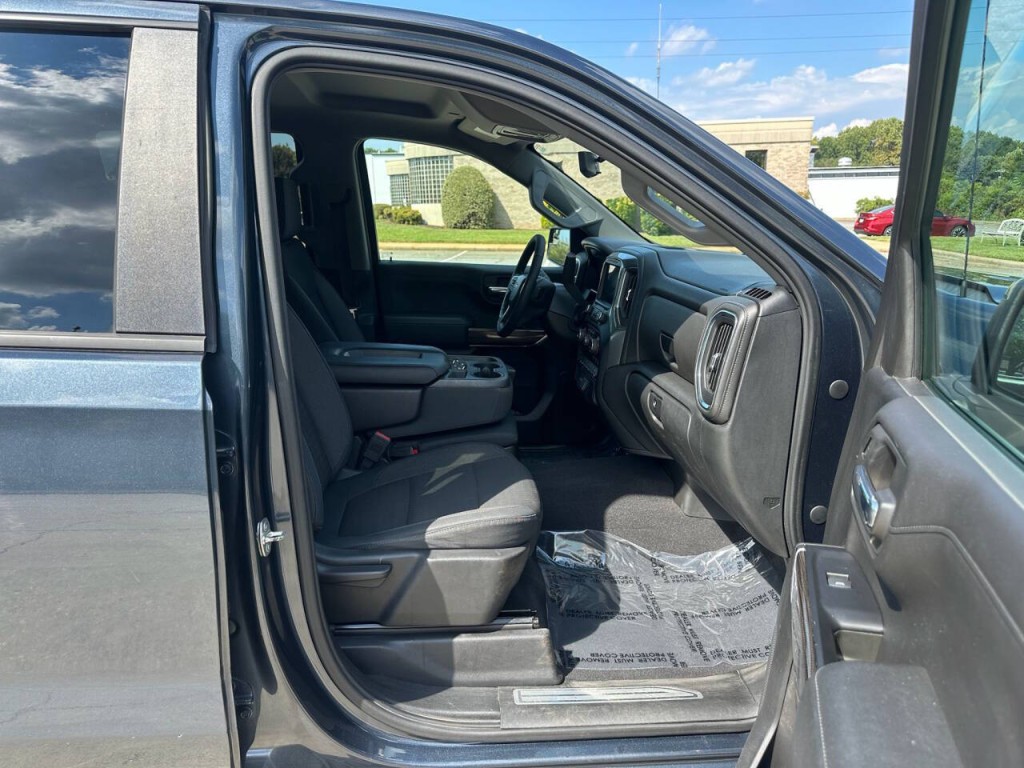 2019 Chevrolet Silverado 1500 Image 12