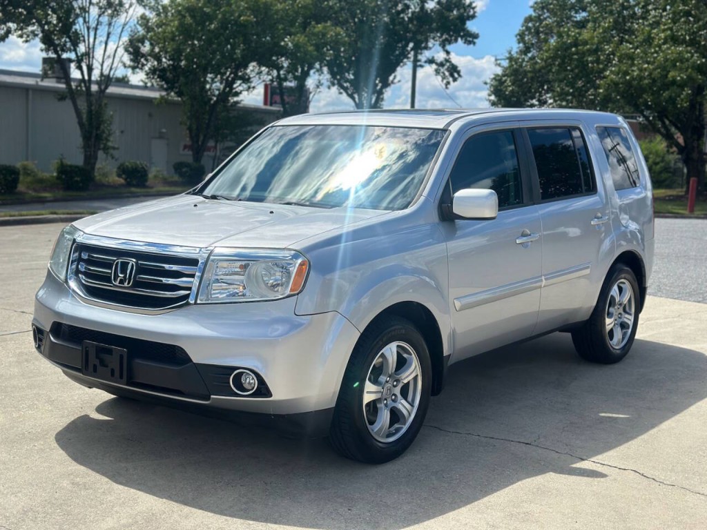 2015 Honda Pilot Image 1
