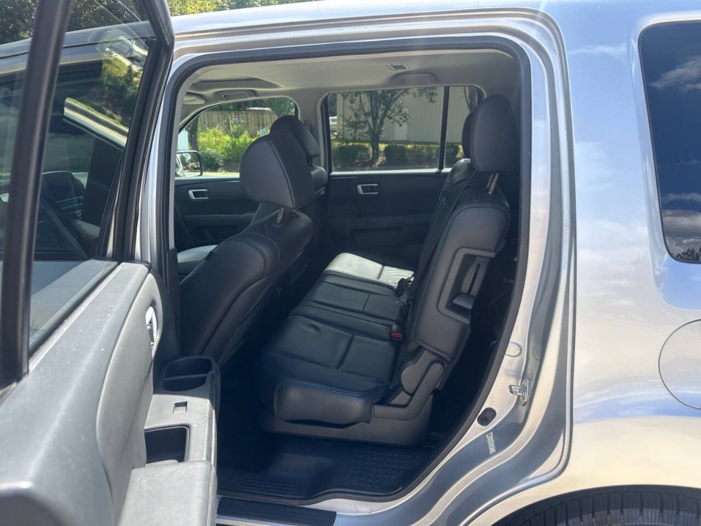 2015 Honda Pilot Image 9