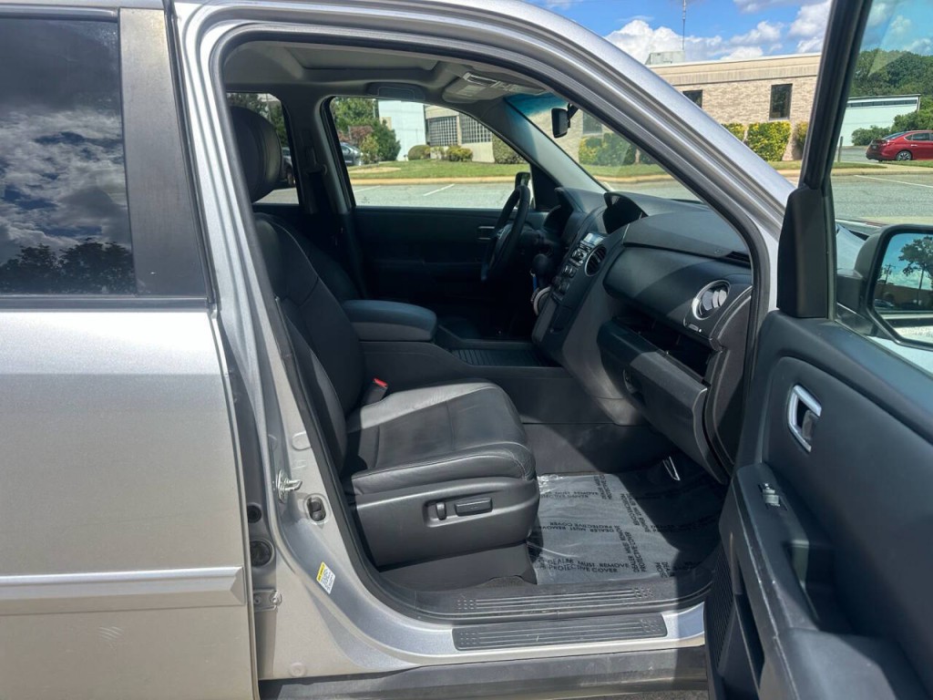 2015 Honda Pilot Image 11