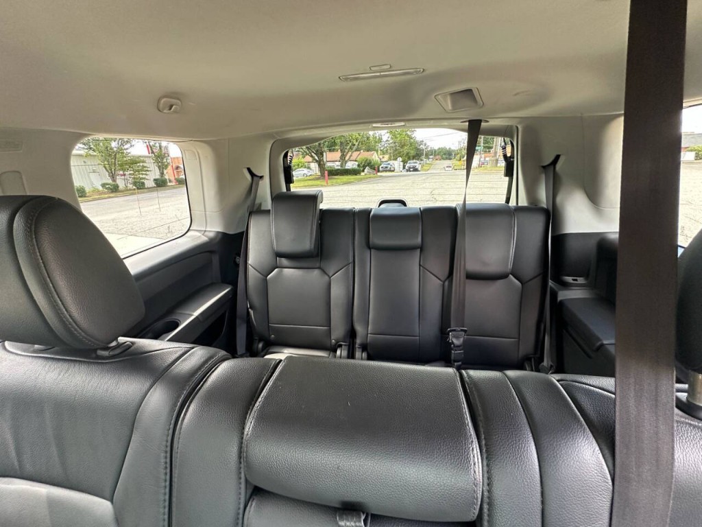 2015 Honda Pilot Image 13