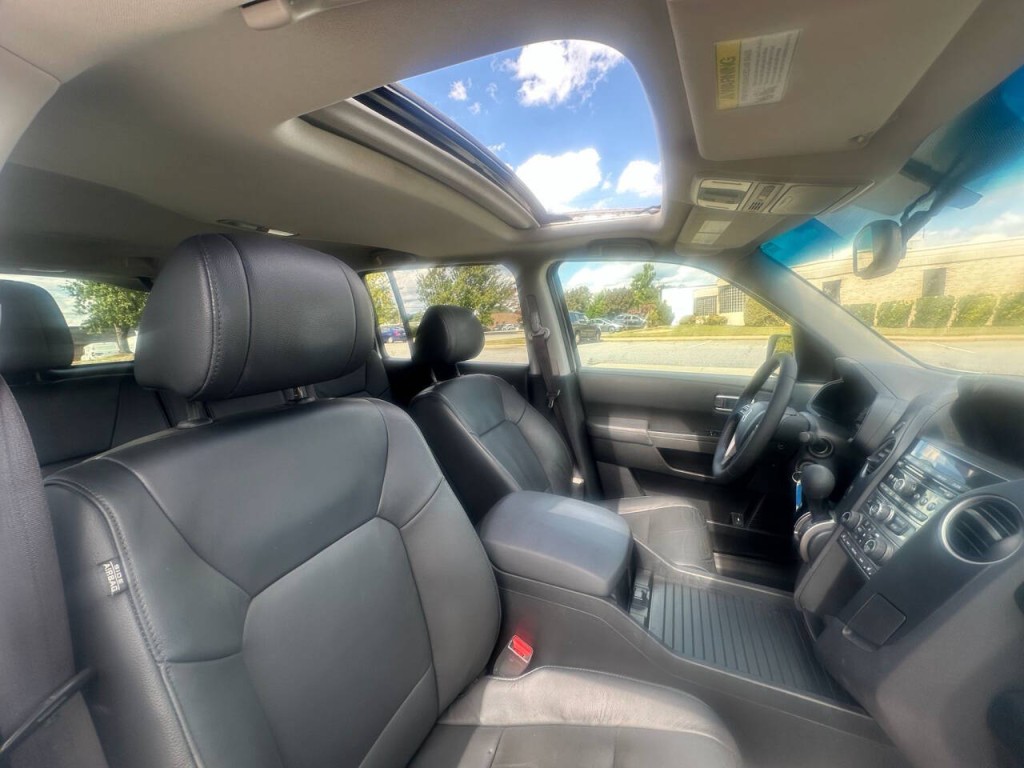2015 Honda Pilot Image 14