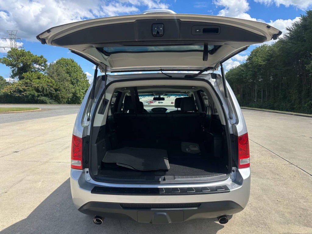 2015 Honda Pilot Image 17