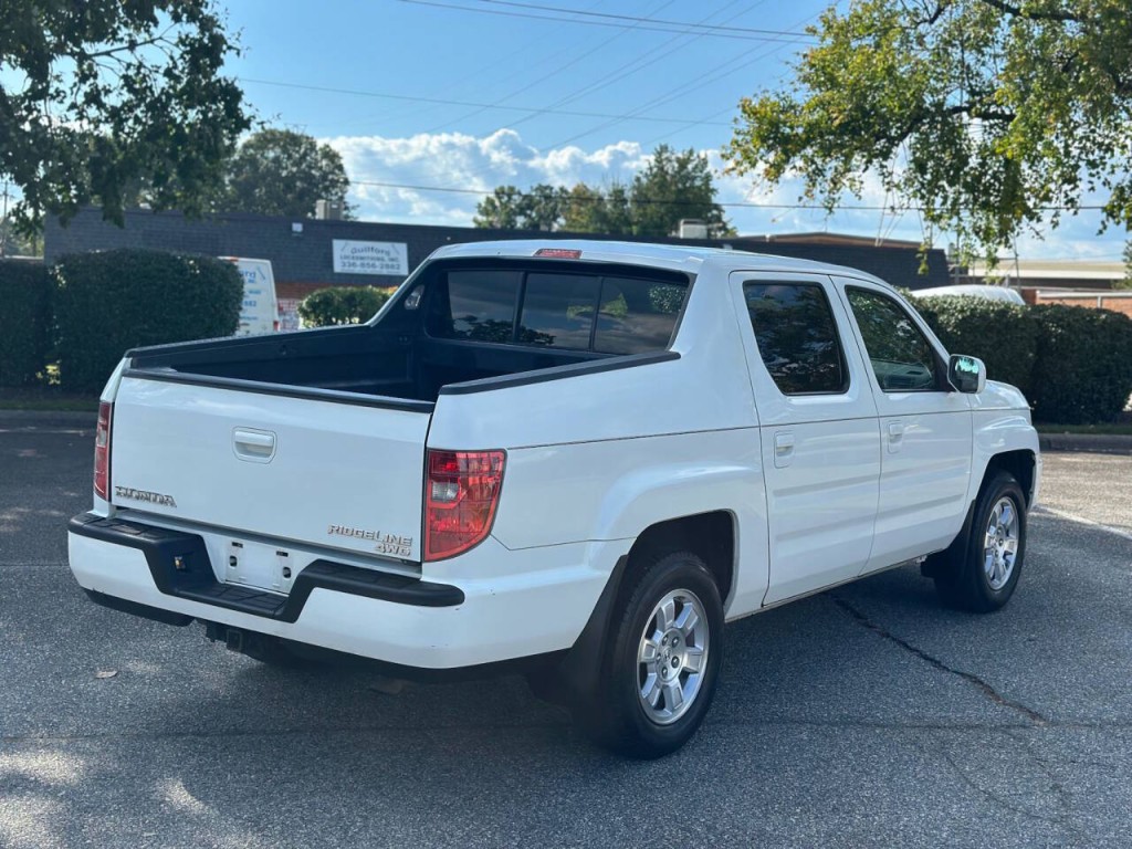 2010 Honda Ridgeline Image 4