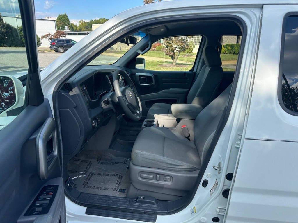 2010 Honda Ridgeline Image 8