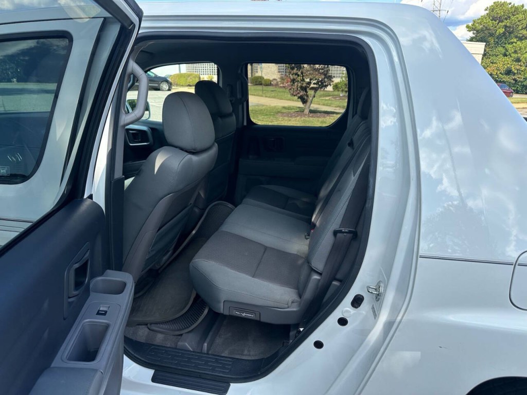 2010 Honda Ridgeline Image 9