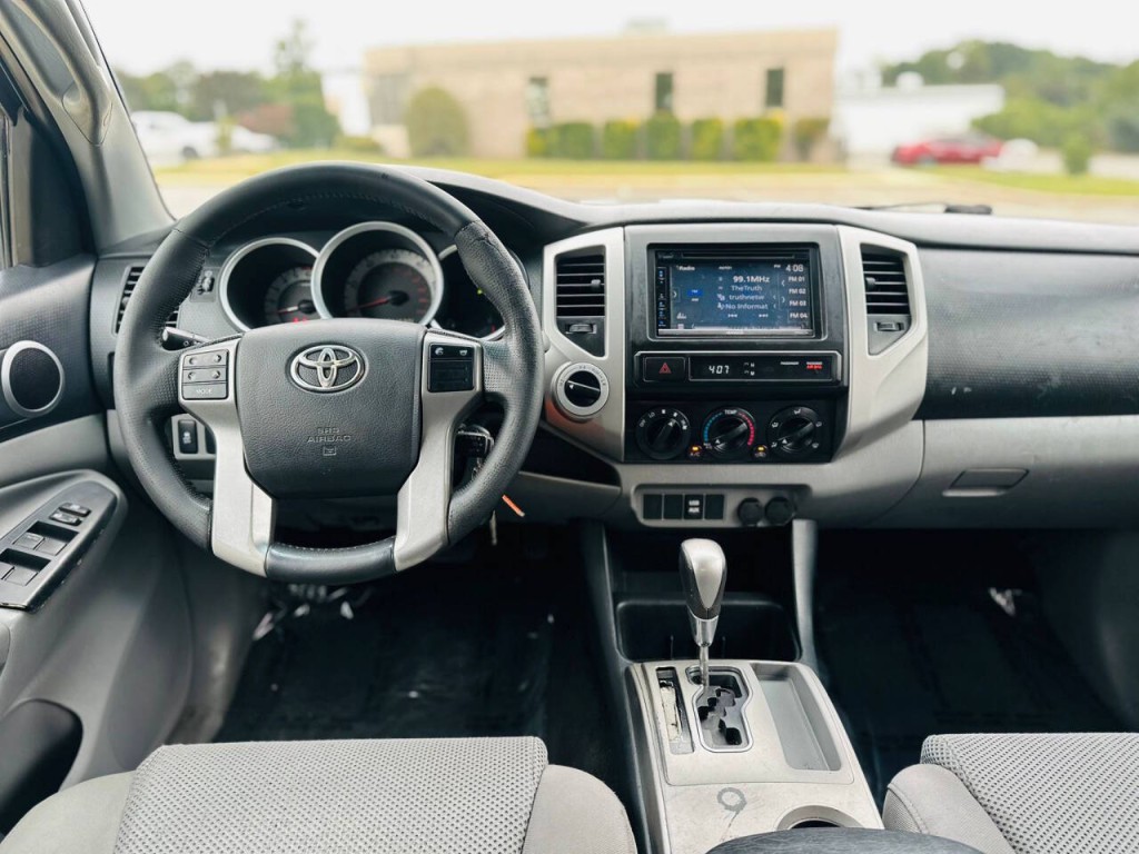 2013 Toyota Tacoma Image 11