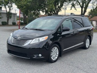 Image for 2017 Toyota Sienna XLE 8 Passenger ID: 6848682