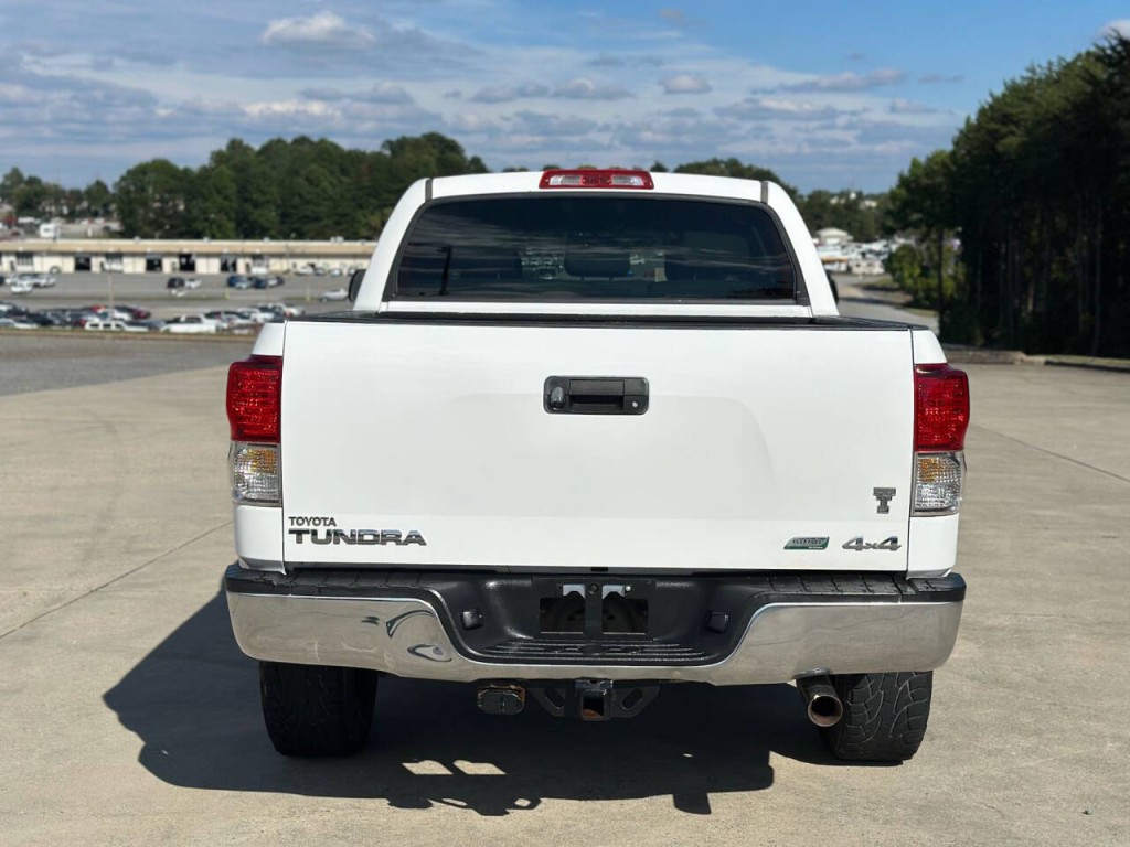 2010 Toyota Tundra Image 4