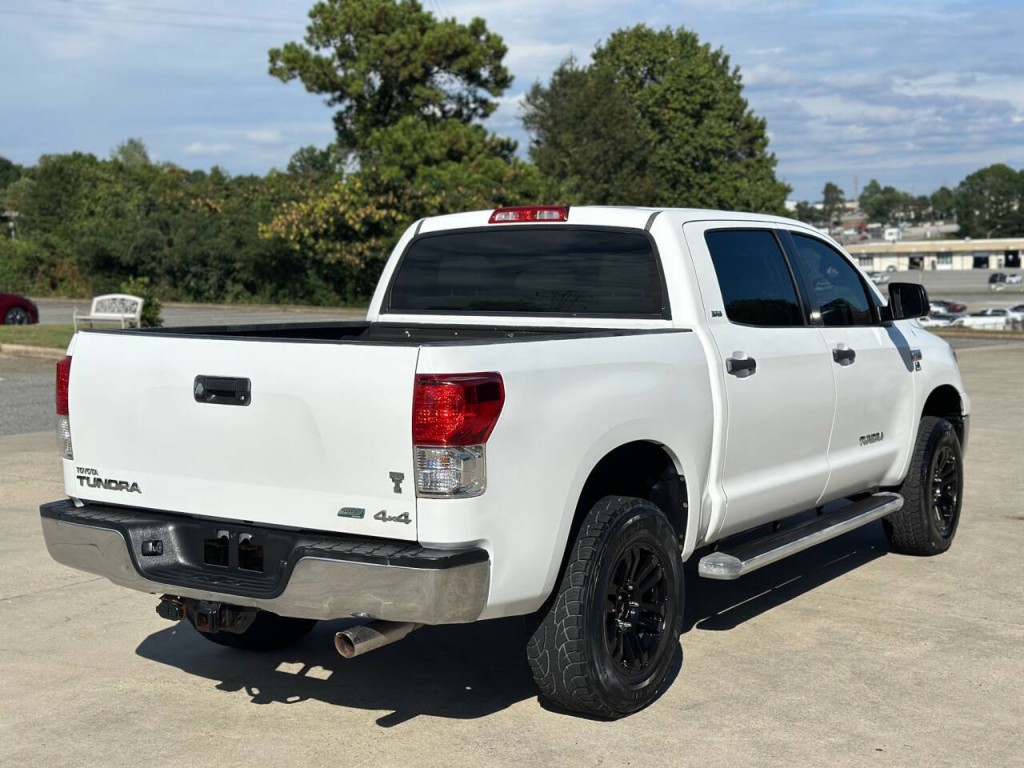 2010 Toyota Tundra Image 5