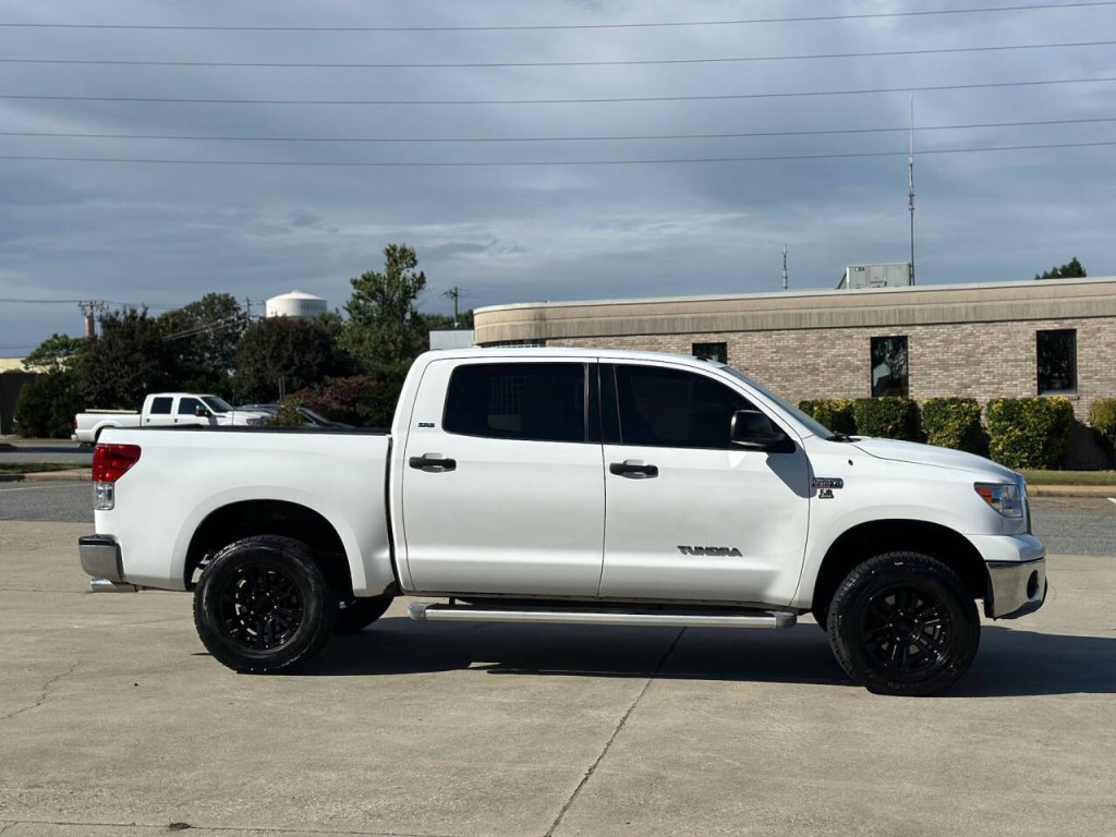 2010 Toyota Tundra Image 6