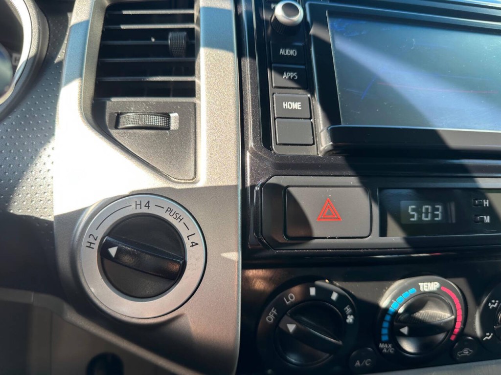 2014 Toyota Tacoma Image 13