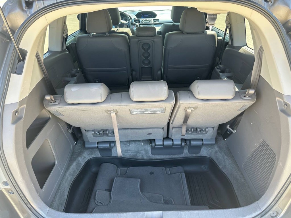 2016 Honda Odyssey Image 14