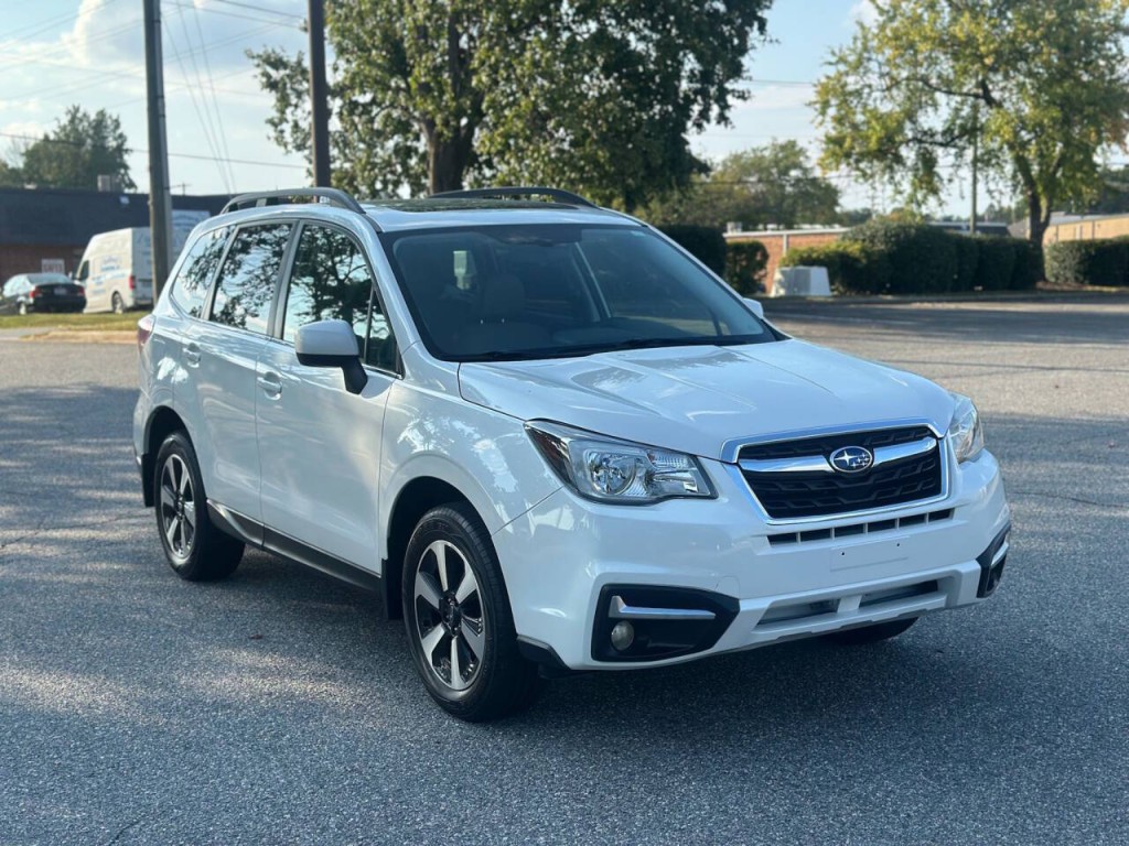 2017 Subaru Forester Image 7