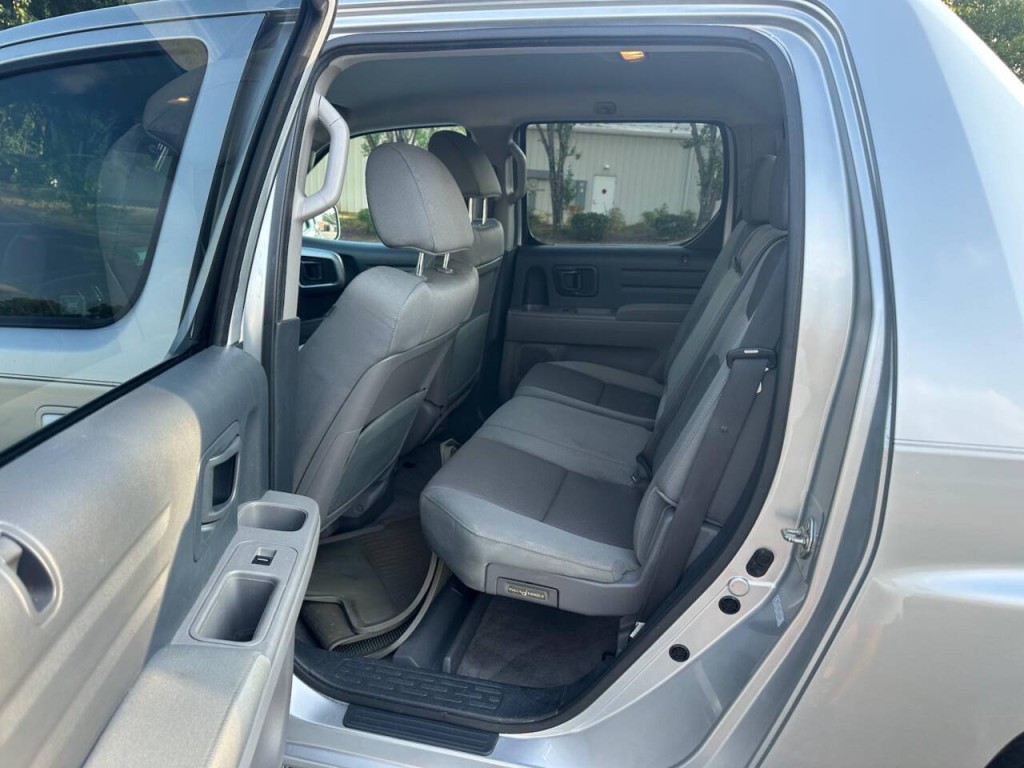 2012 Honda Ridgeline Image 10