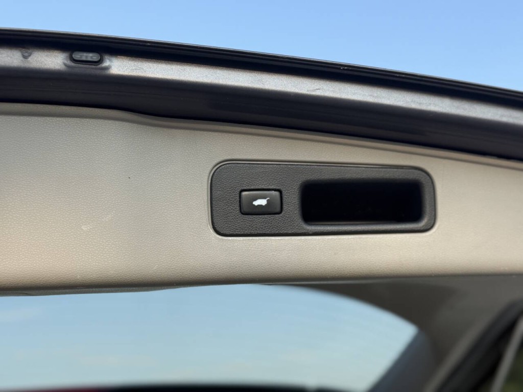 2015 Honda Odyssey Image 17