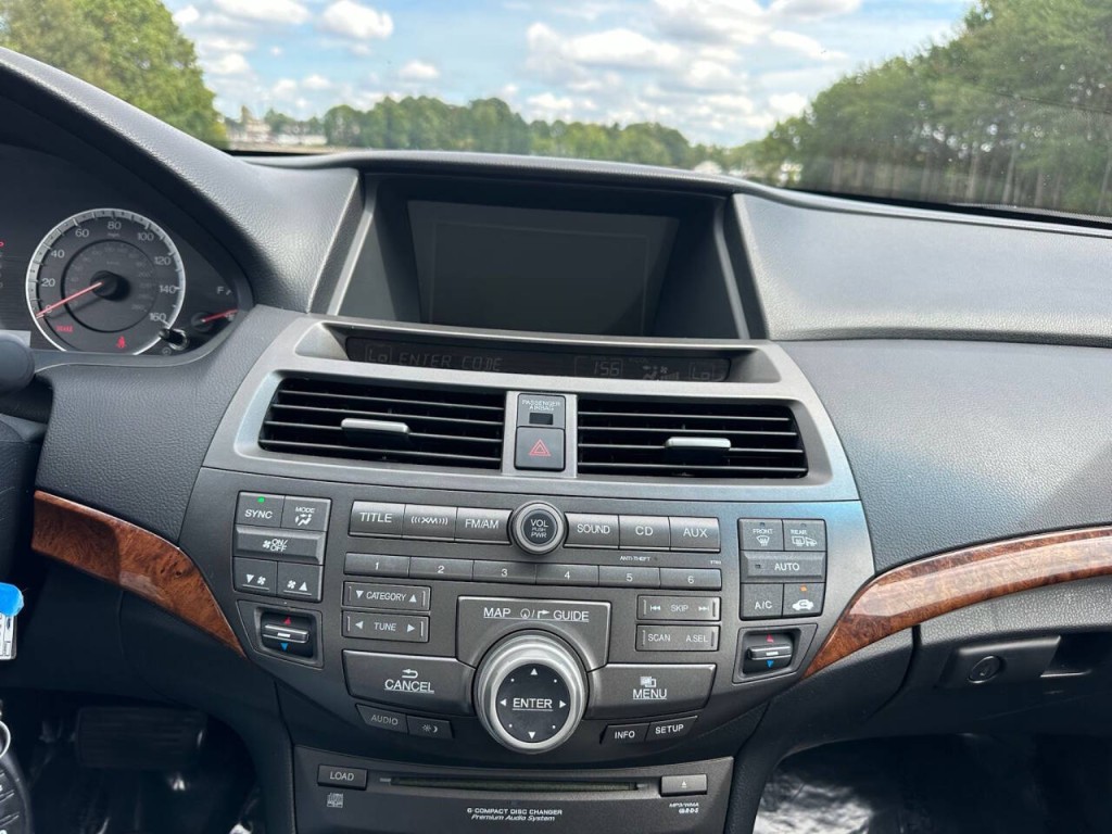 2011 Honda Accord Image 14