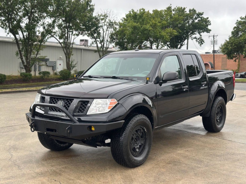 2016 Nissan Frontier Image 1