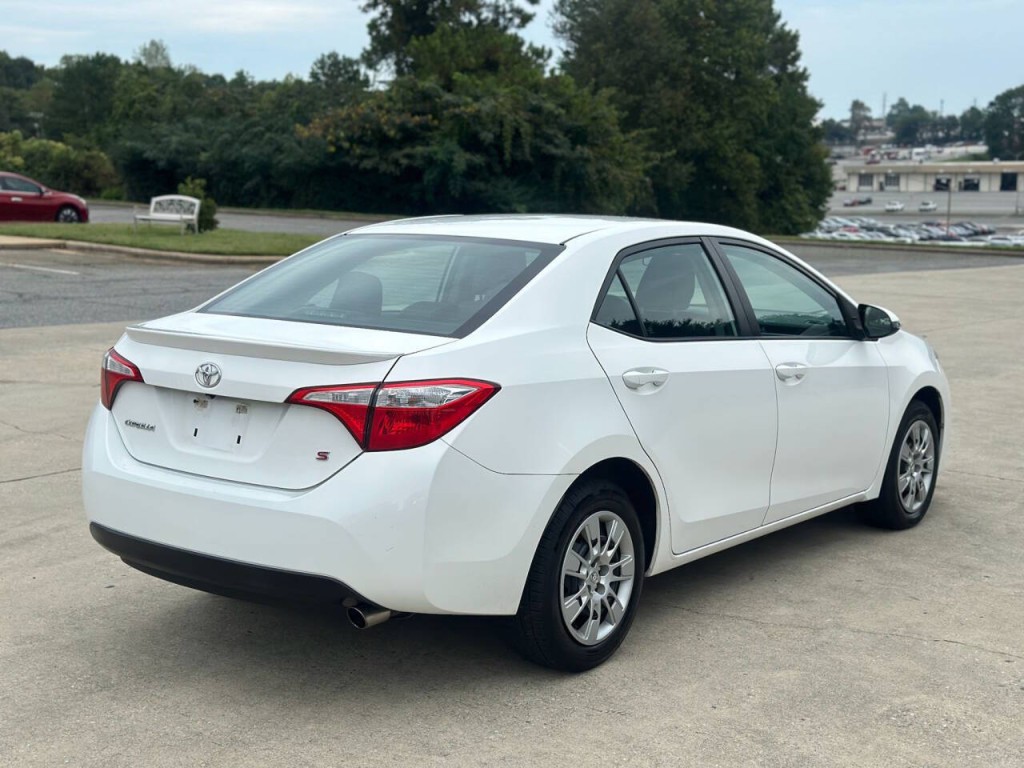 2016 Toyota Corolla Image 5