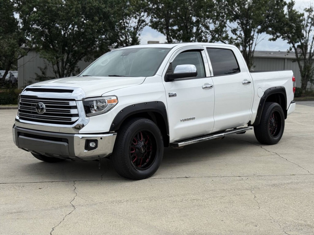 2018 Toyota Tundra Image 1