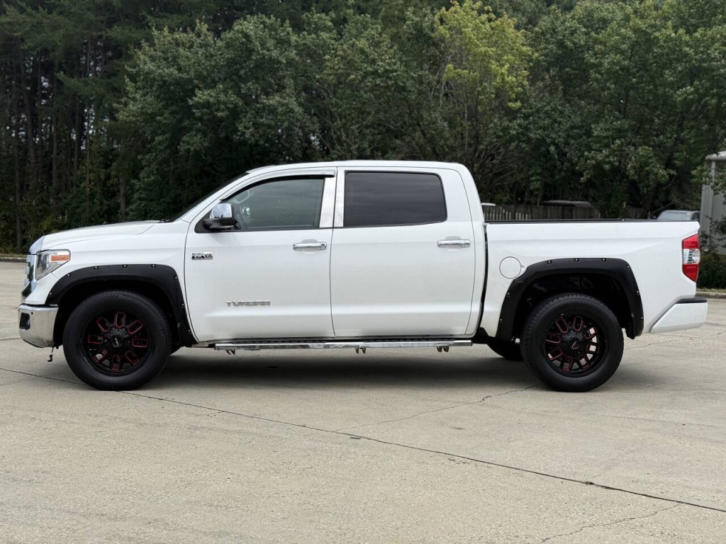 2018 Toyota Tundra Image 2