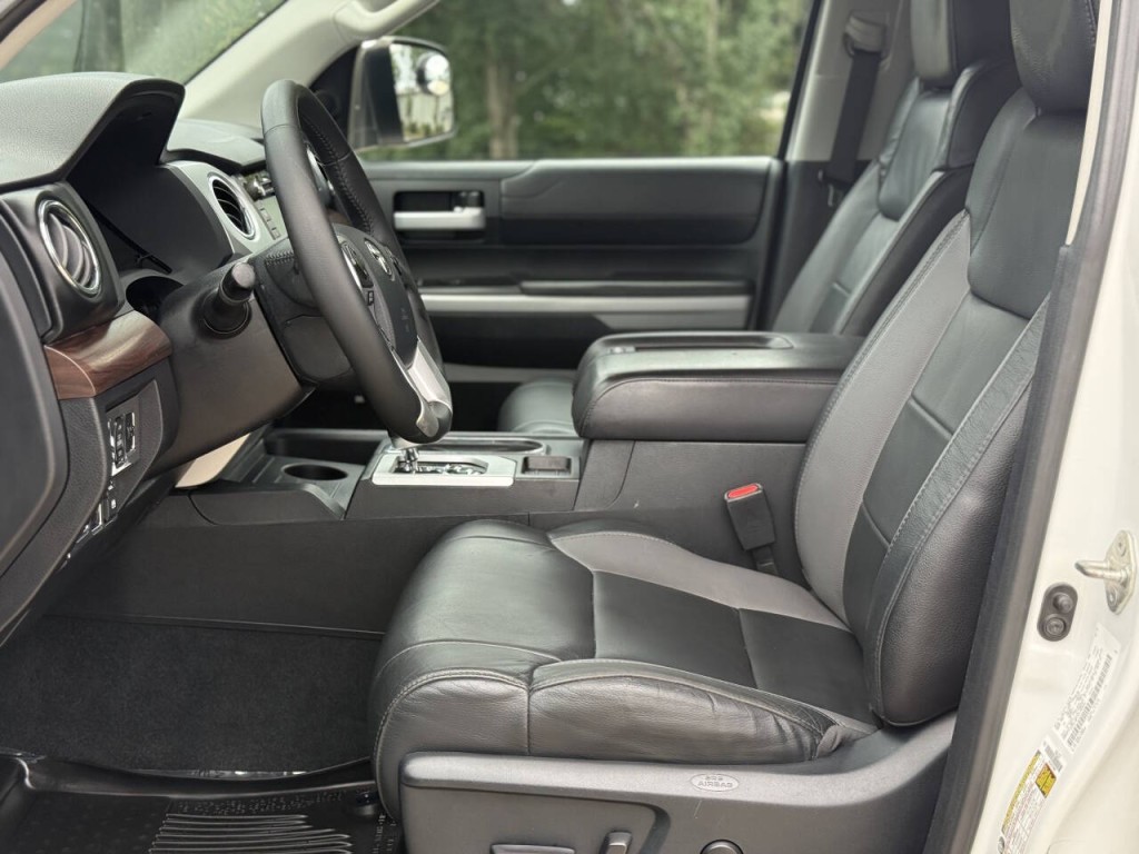 2018 Toyota Tundra Image 9