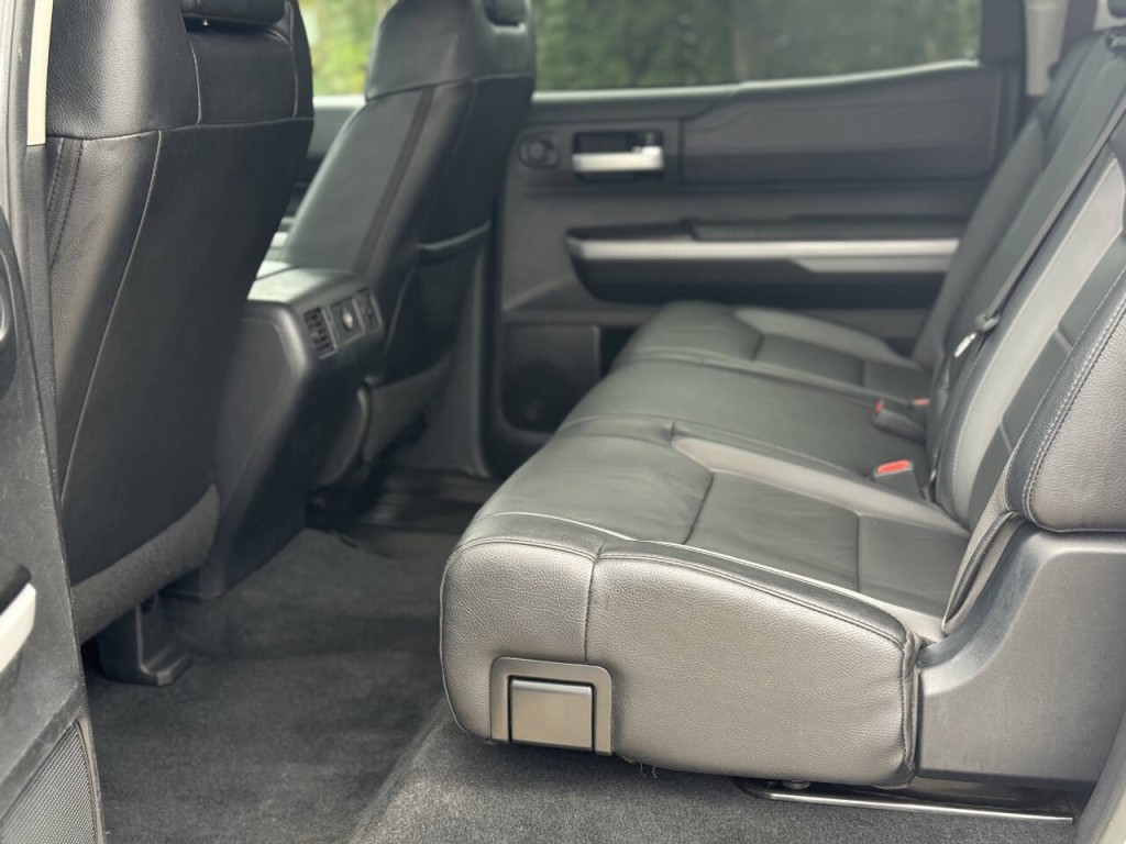 2018 Toyota Tundra Image 10