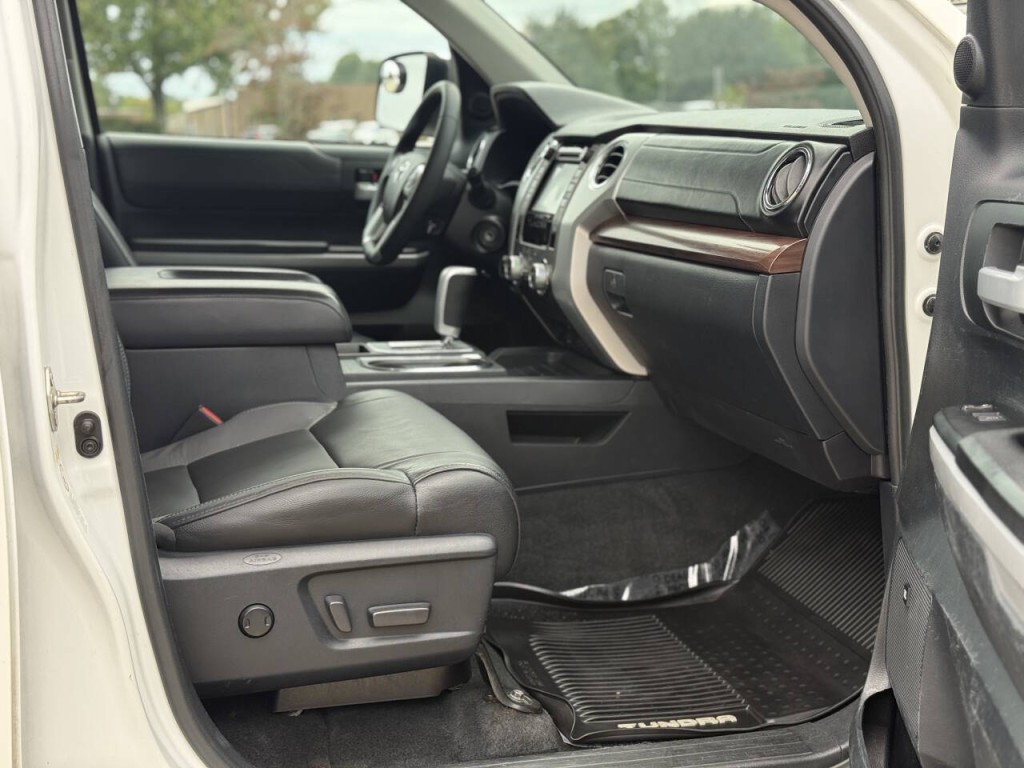 2018 Toyota Tundra Image 13