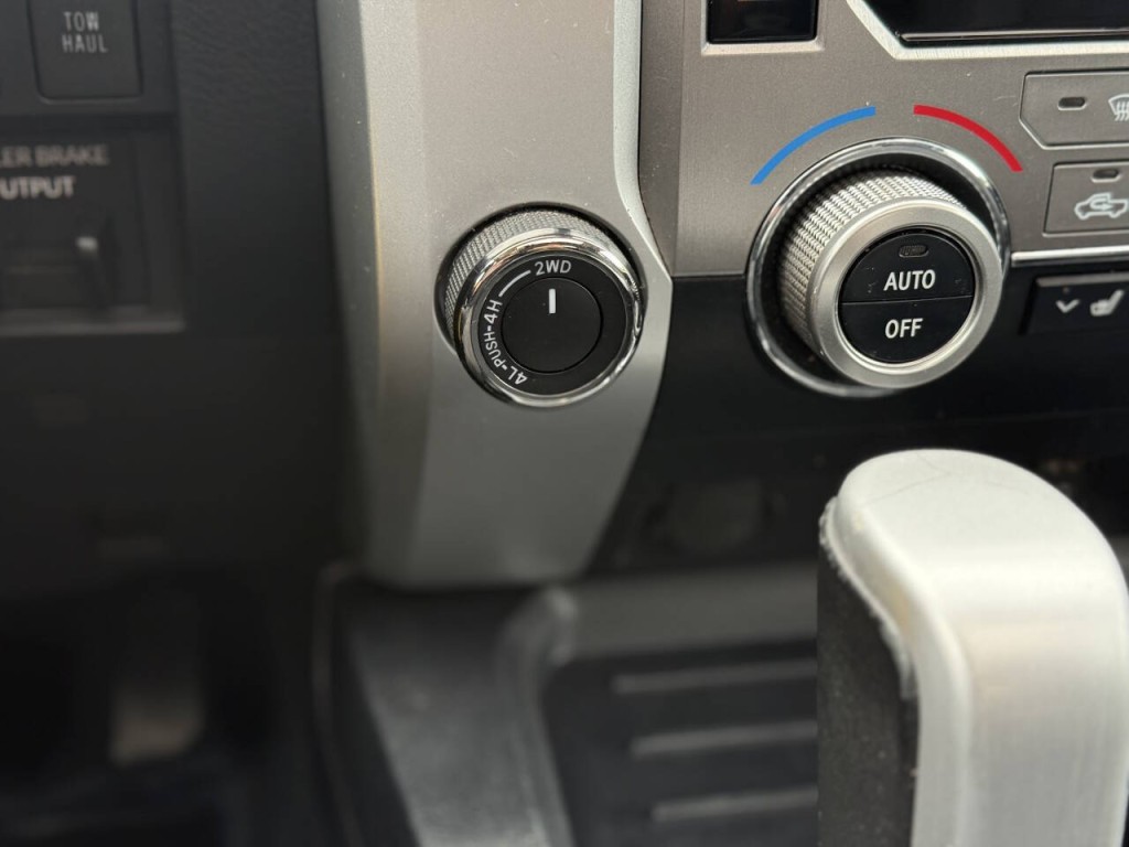 2018 Toyota Tundra Image 14