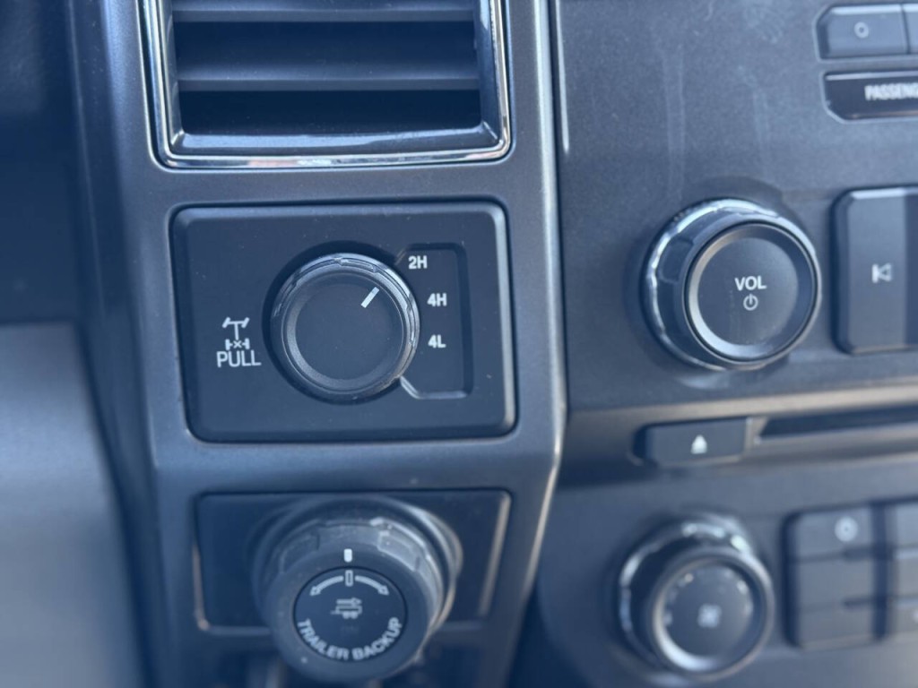 2017 Ford F-150 Image 13