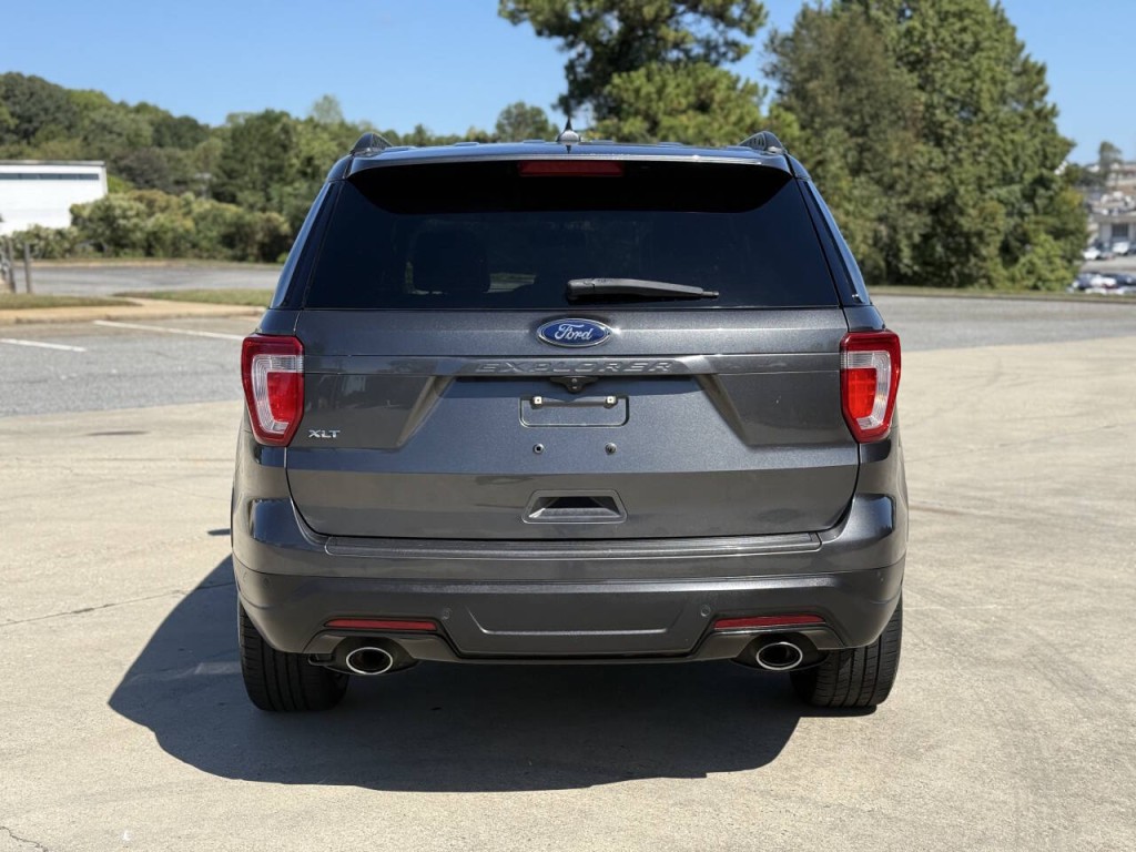 2019 Ford Explorer Image 4