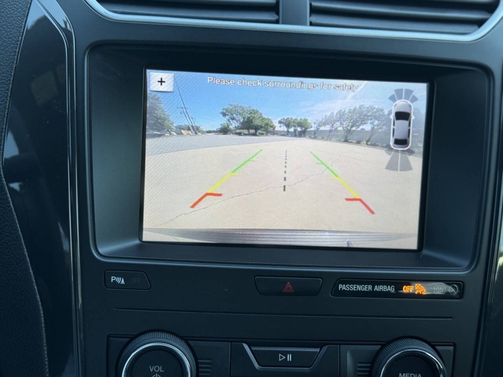 2019 Ford Explorer Image 18