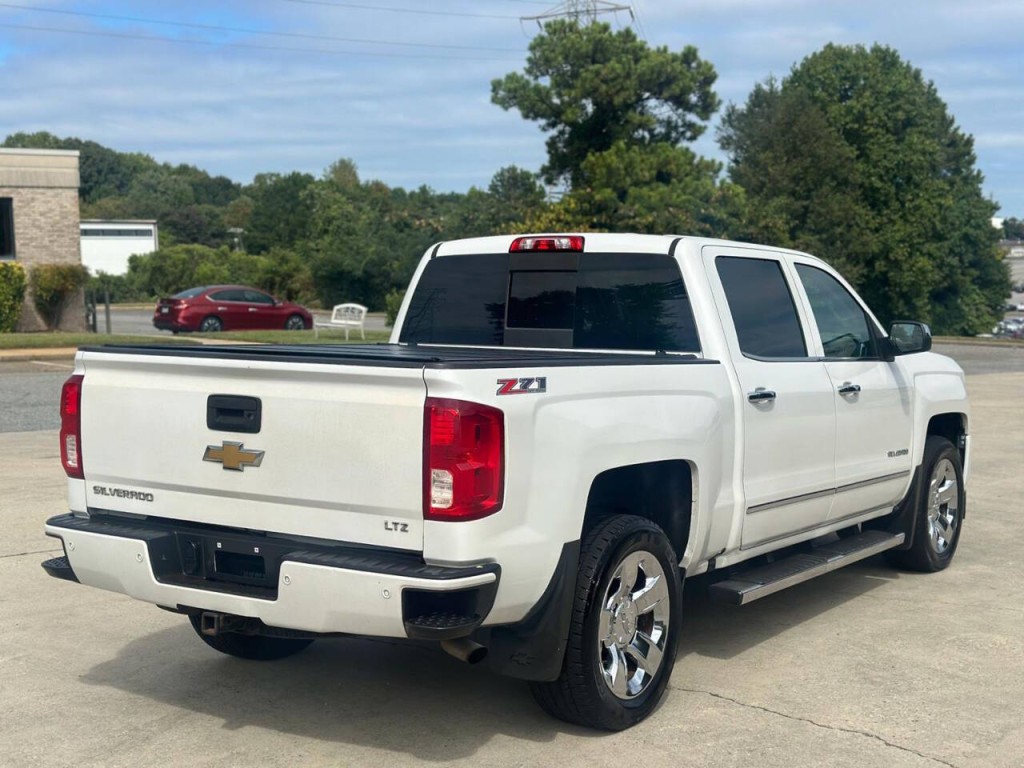 2017 Chevrolet Silverado 1500 Image 5