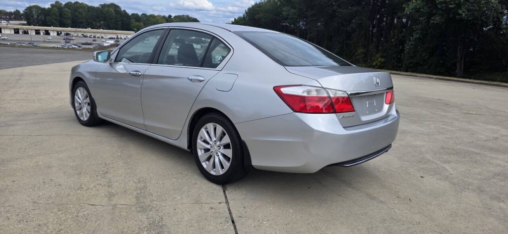 2014 Honda Accord Image 3