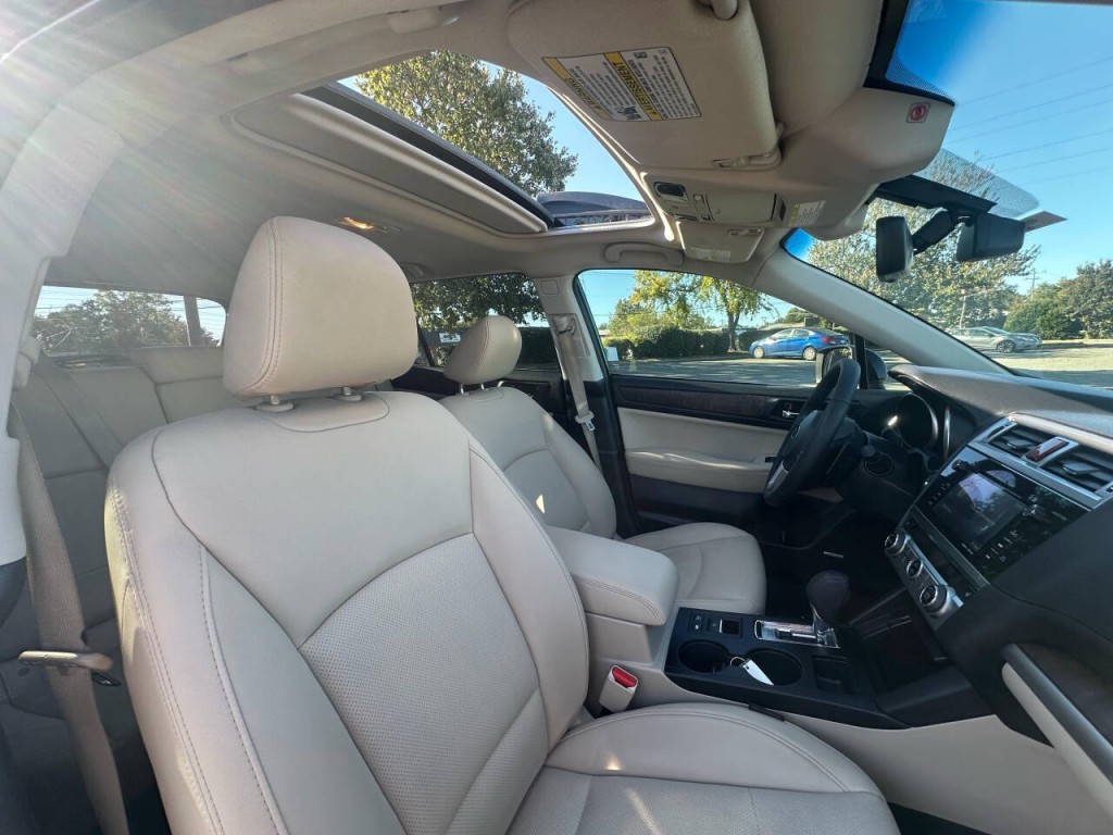 2017 Subaru Outback Image 13