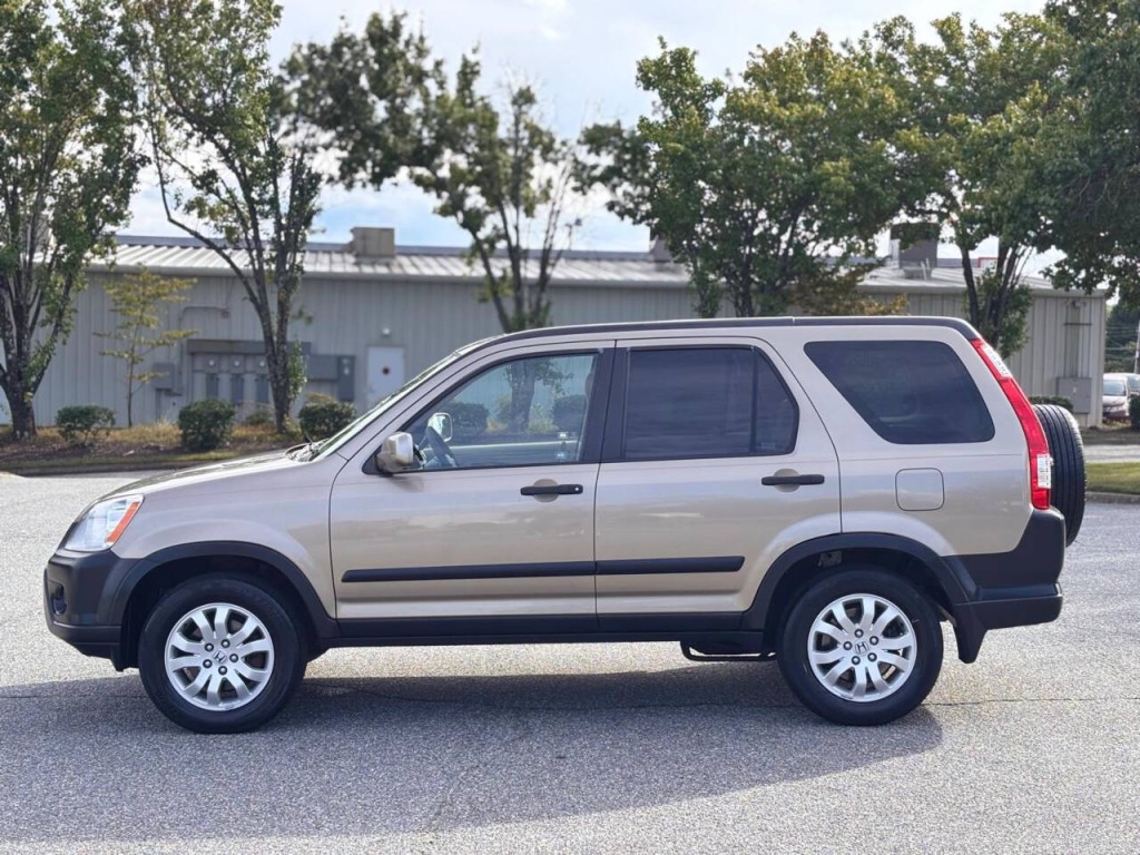 2005 Honda CR-V Image 2