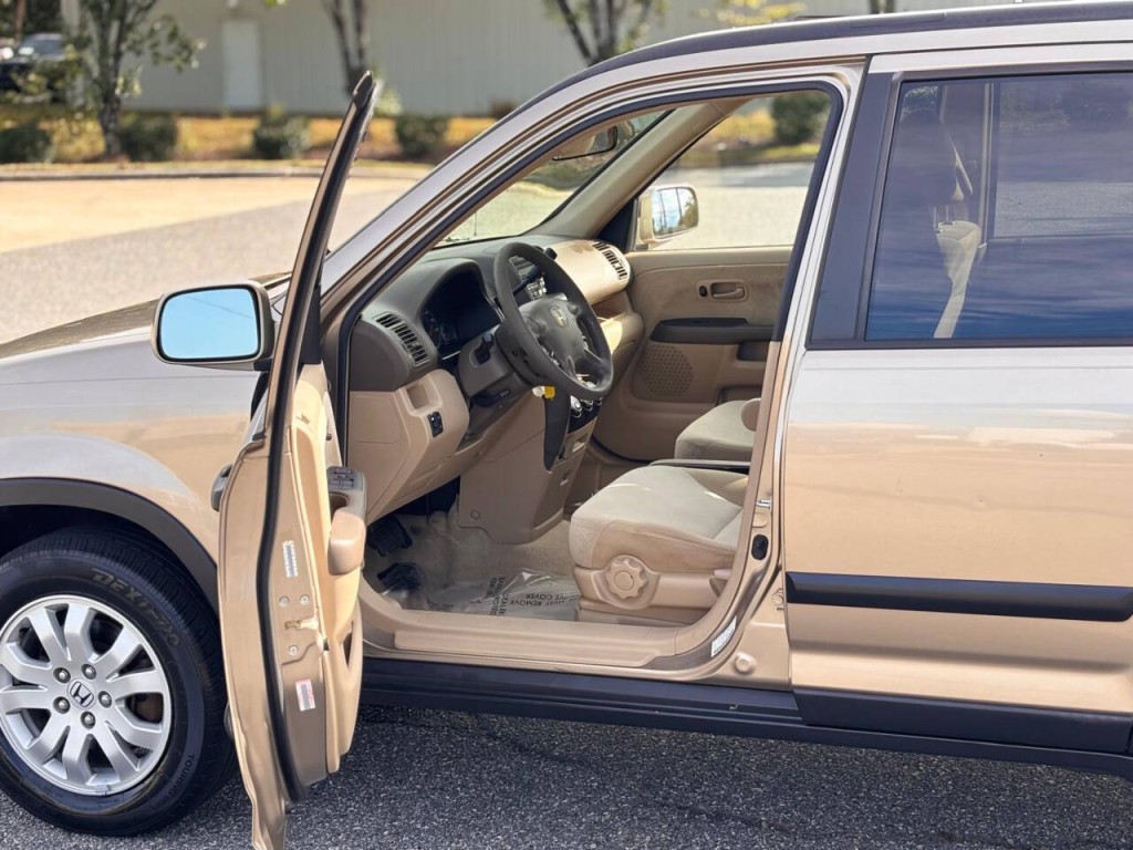 2005 Honda CR-V Image 8