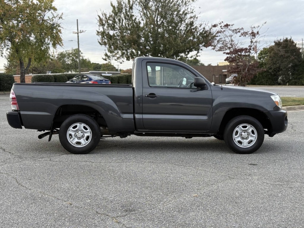 2011 Toyota Tacoma Image 6