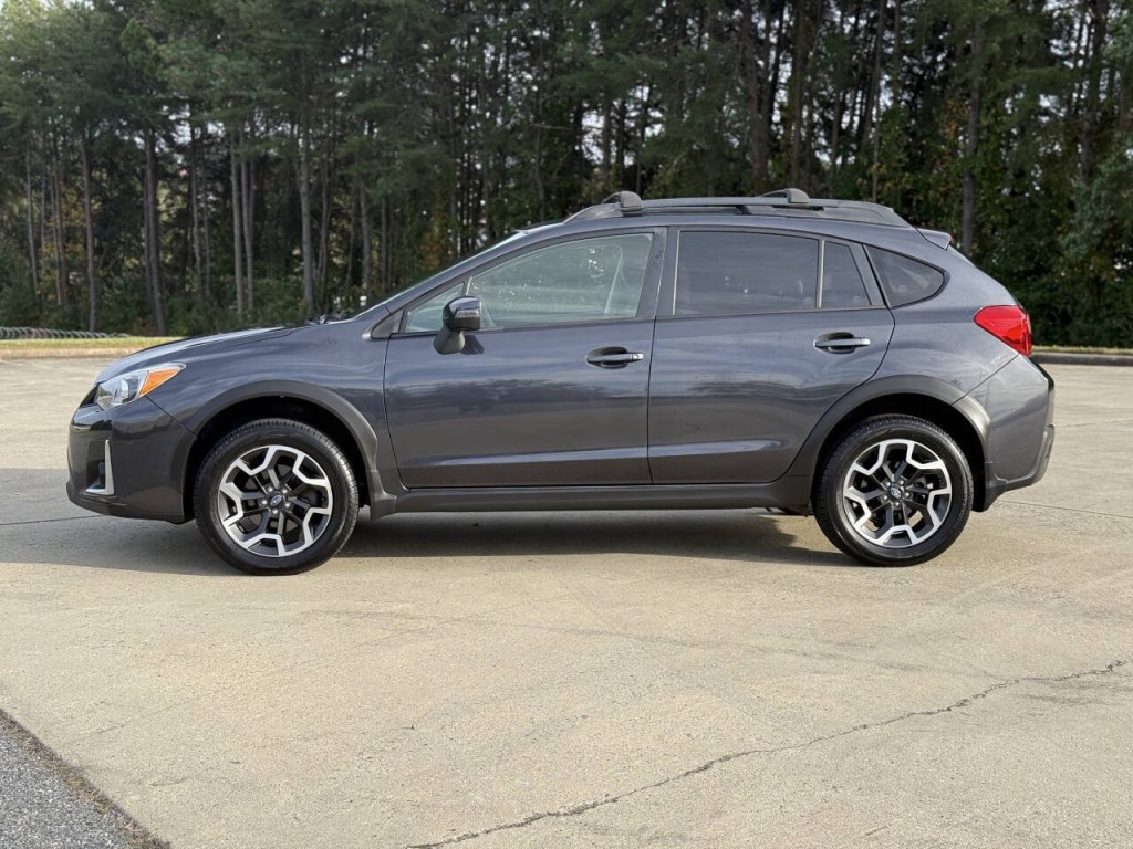 2016 Subaru Crosstrek Image 2