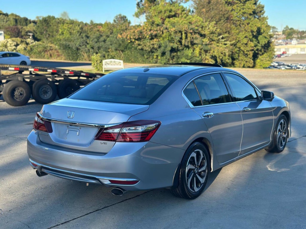 2016 Honda Accord Image 5