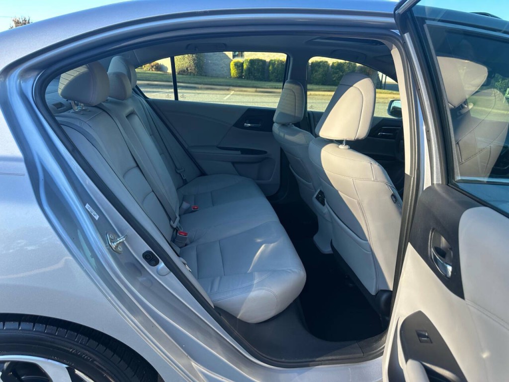 2016 Honda Accord Image 10