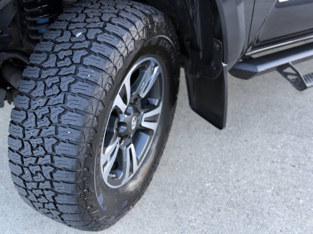 2018 Toyota Tacoma Image 14